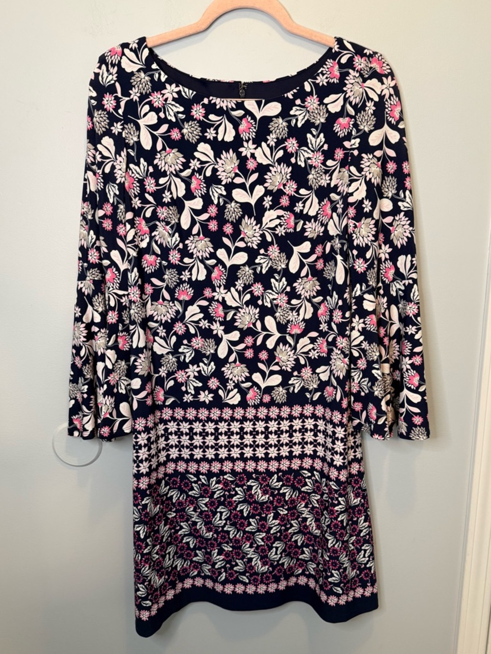 NWT Eliza J Navy Pink Floral Bell Sleeve Shift Dress Size 10
